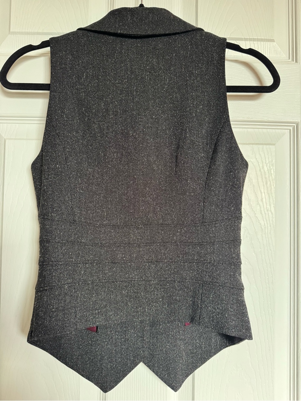 le chateau Charcoal Tweed Vest with Burgundy Lining - Picture 2 of 4
